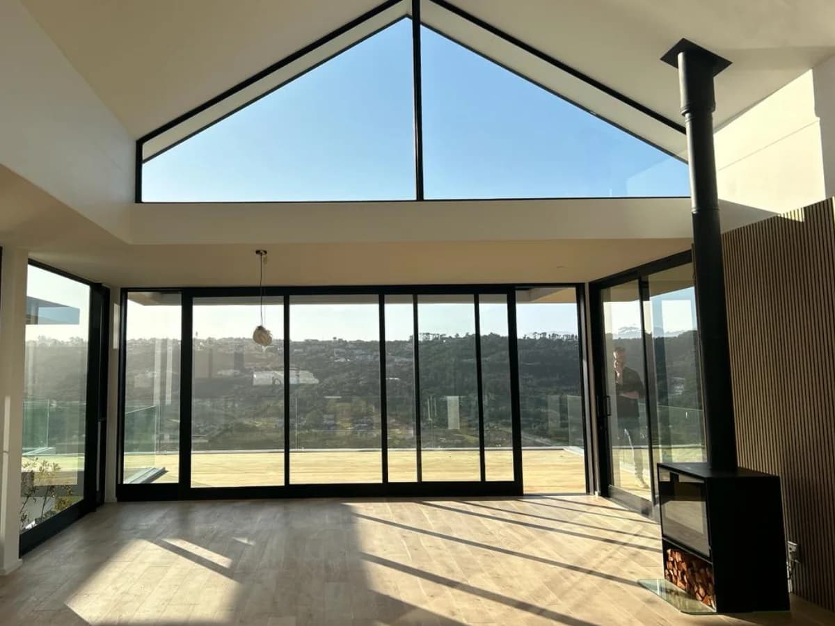 Aluminium Door - Modern aluminium door