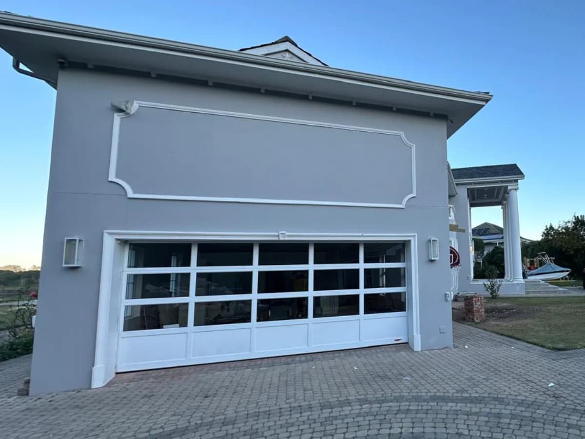 Garage Door - Automated garage door