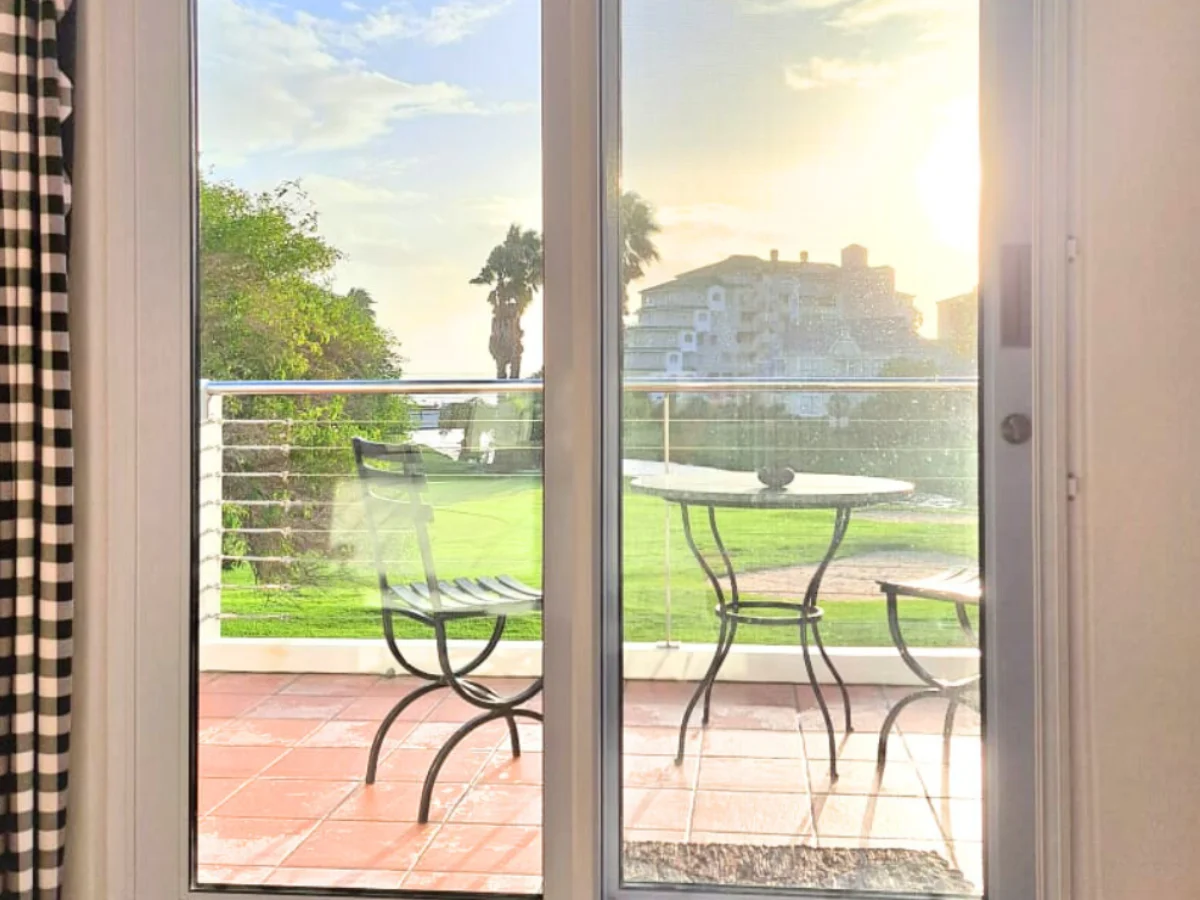 Insect Protection Screen - Keep insects out, let breeze in