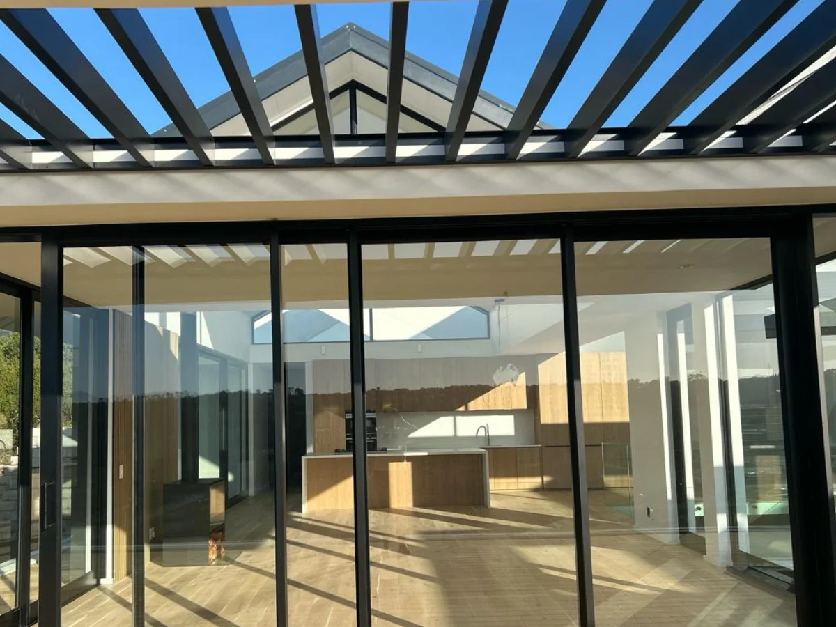 Outdoor Living Pergola - Extend your living space outdoors