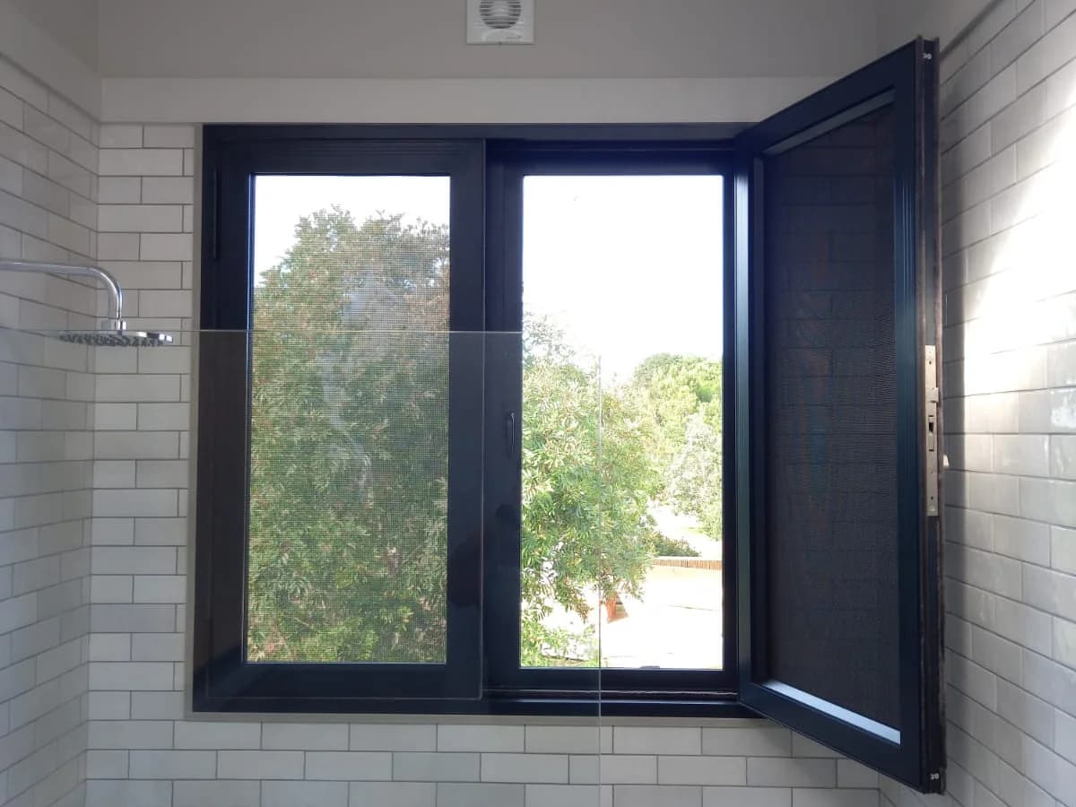 Patio Screen Enclosure - Enclosed patio with security mesh