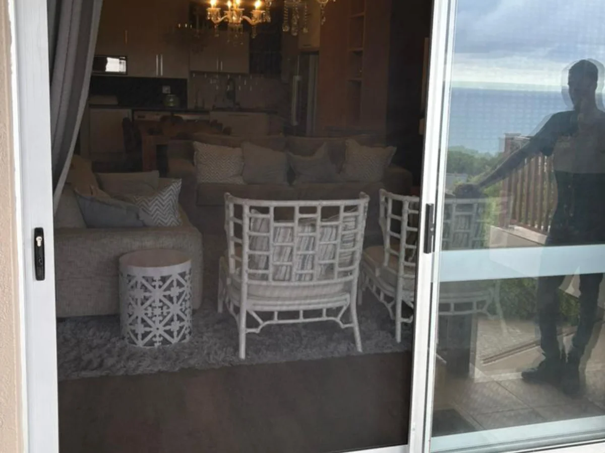 Invisible Security Mesh - Clear view security barrier