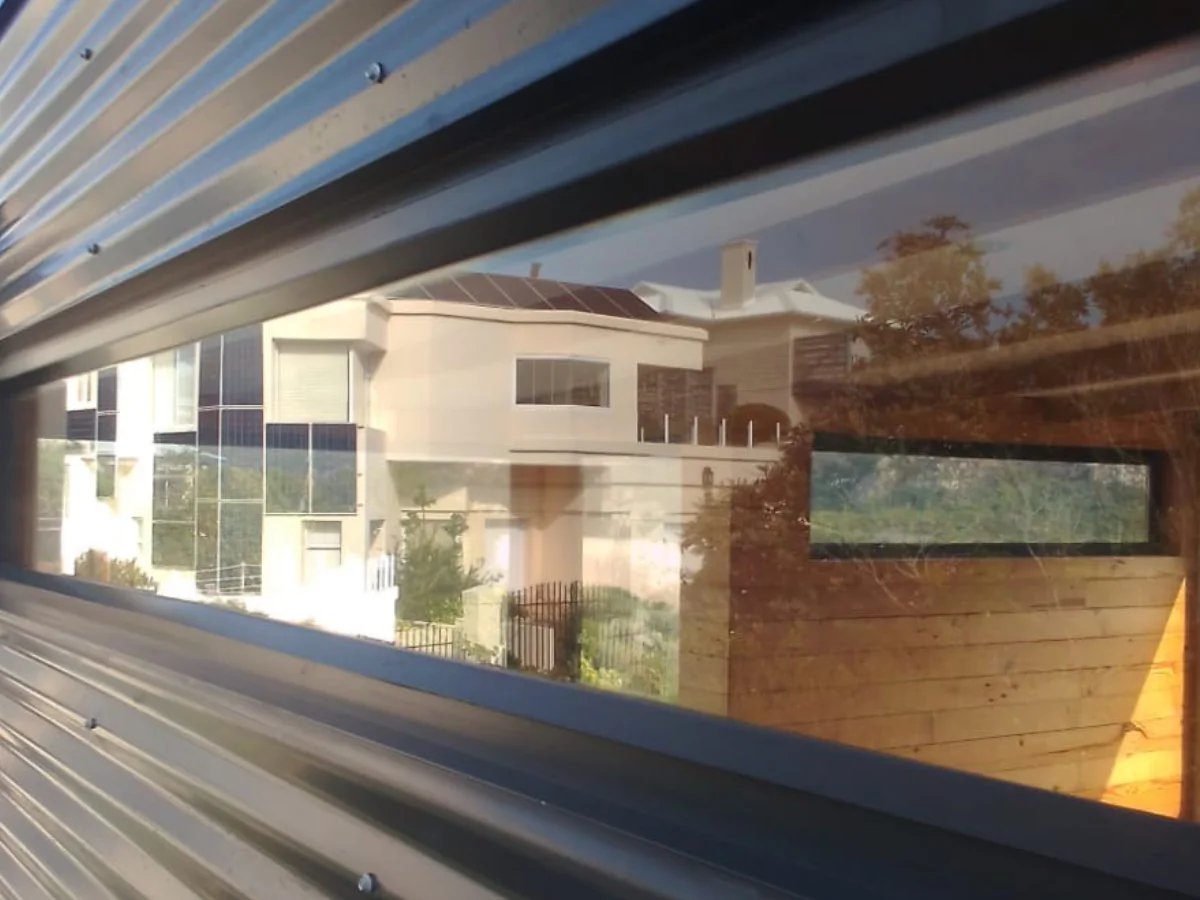 Windows - Louvre Privacy Screen